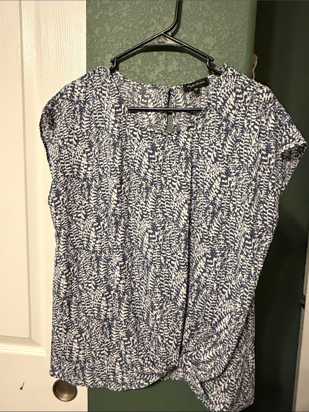 Pleione Navy & White Cap-Sleeve Printed Blouse